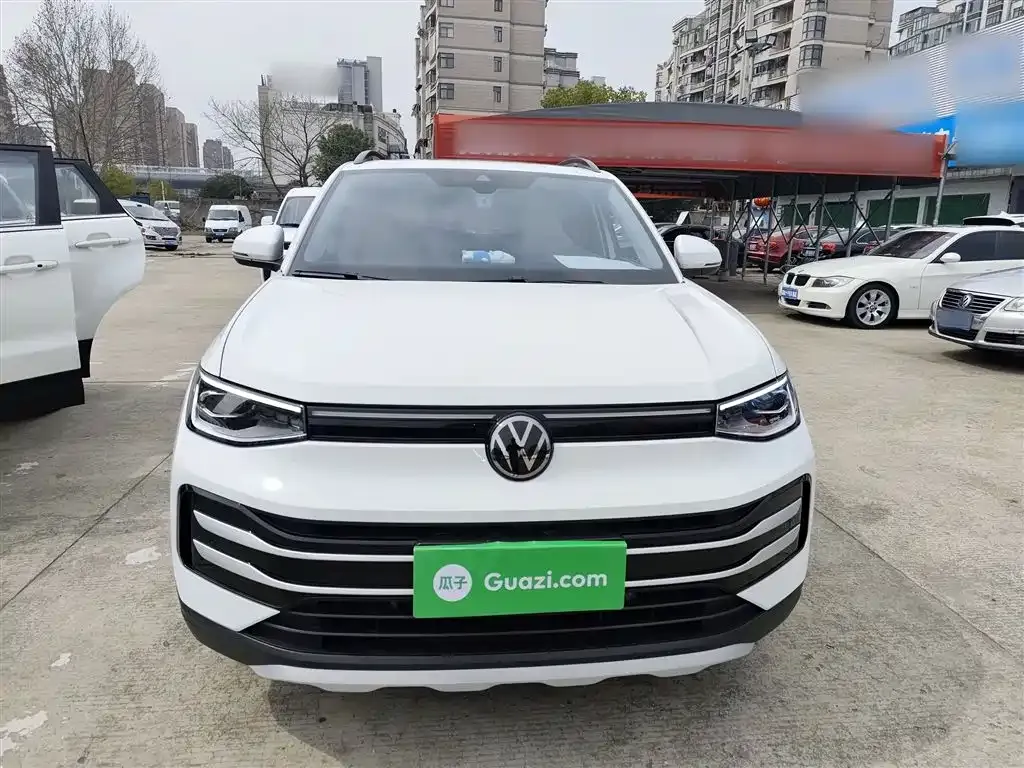 Volkswagen Tharu — фото 4