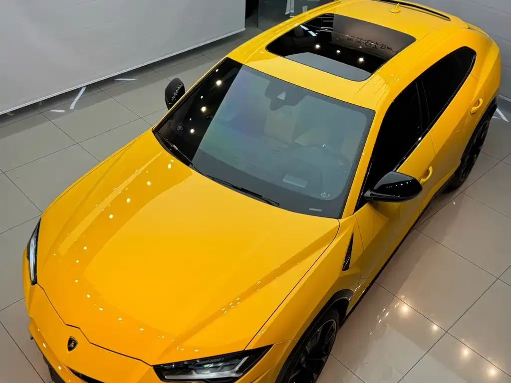 Lamborghini Urus — фото 9
