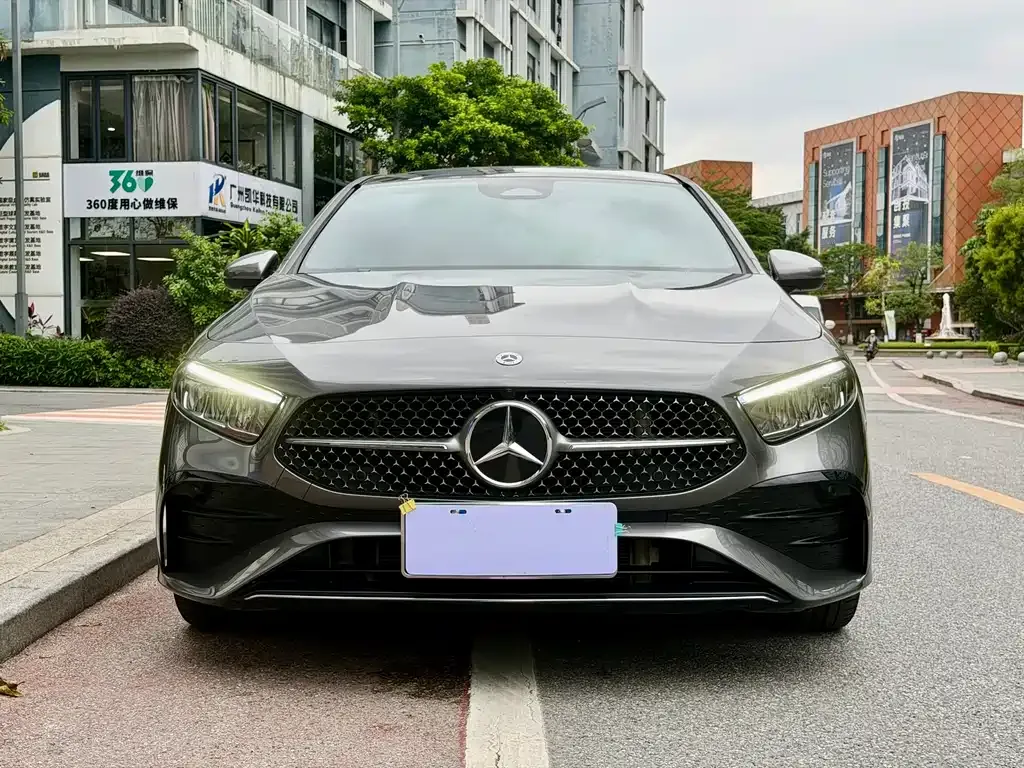 Mercedes-Benz A-Class — фото 10