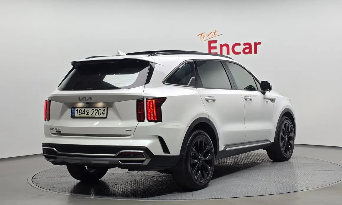 Kia Sorento — фото 5