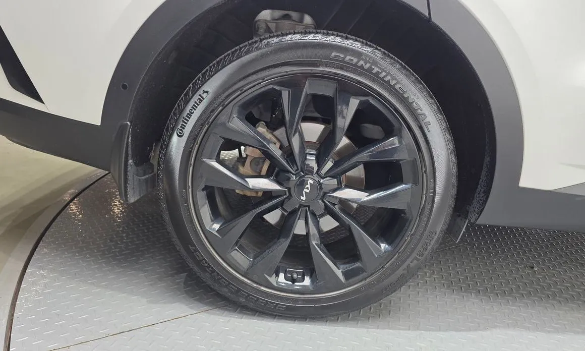 Kia Sorento — фото 9