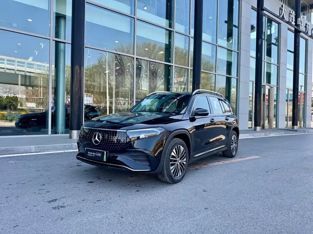 Mercedes-Benz EQB