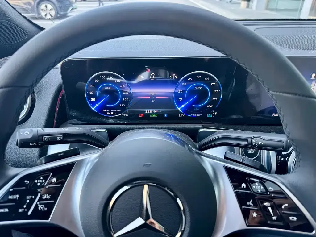 Mercedes-Benz EQB 2025 из CN, фото 7