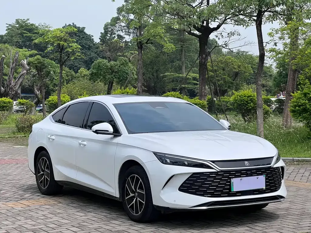 BYD Qin L — фото 9