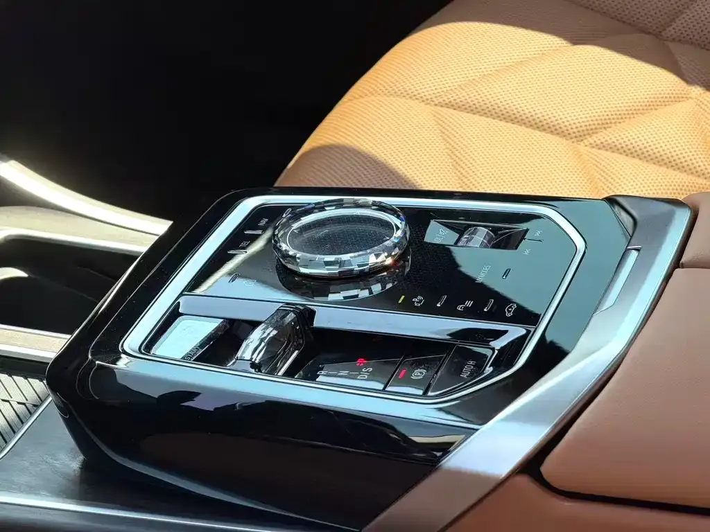 BMW 7 Series 2023 из CN, фото 5