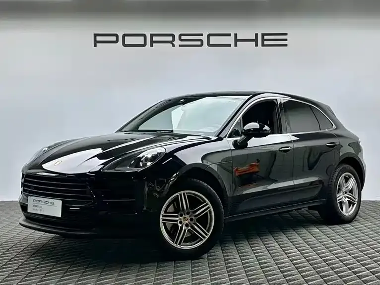 Porsche Macan — фото 1