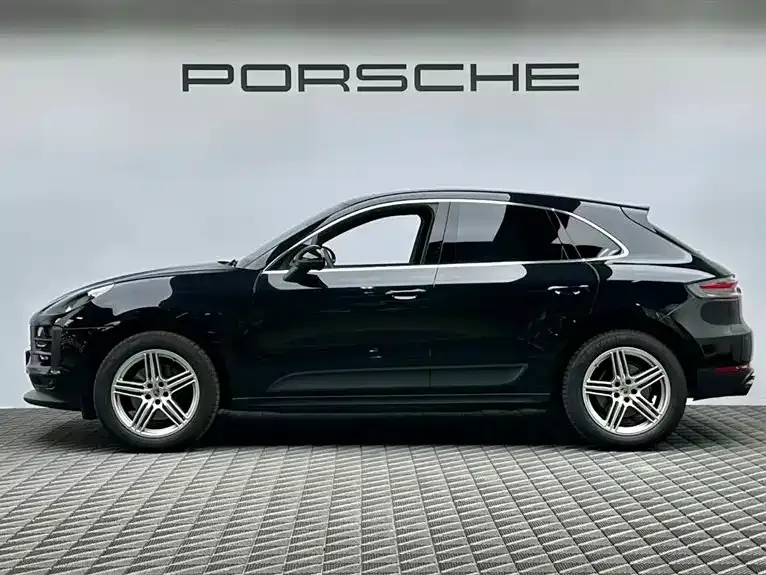 Porsche Macan — фото 8