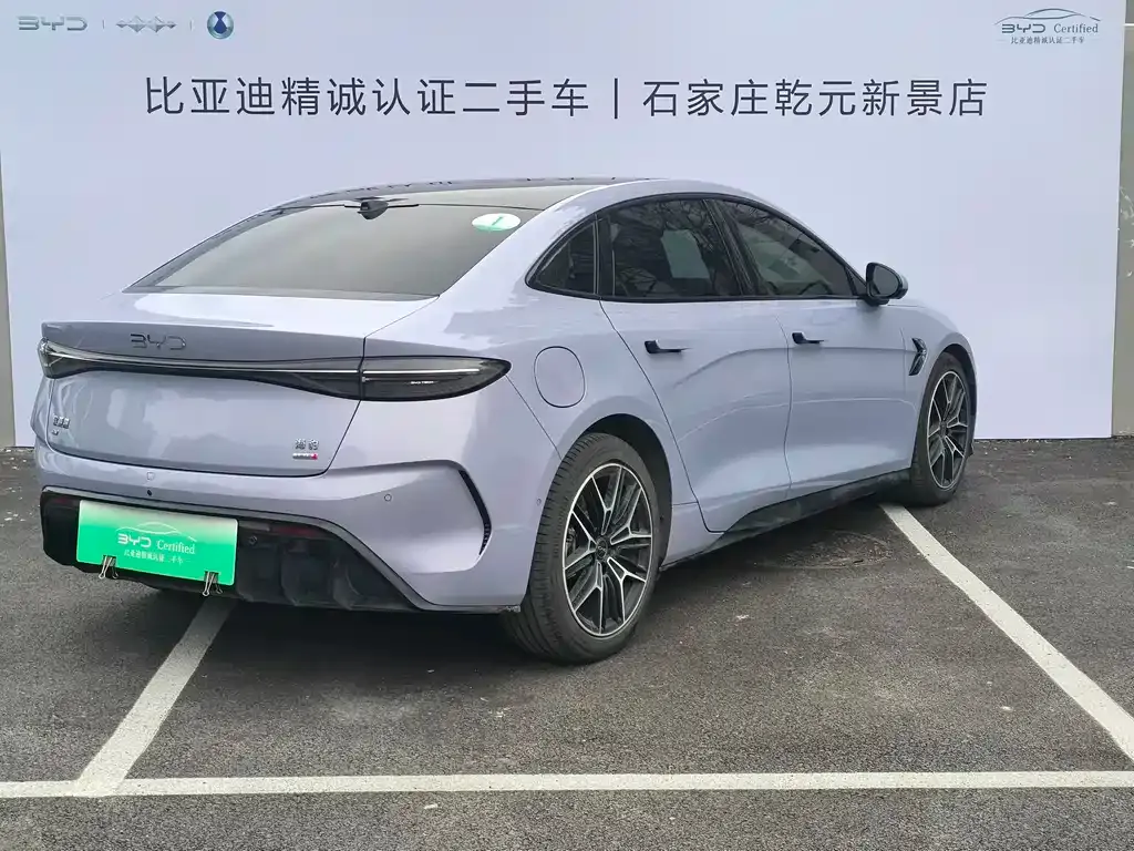 BYD Seal — фото 6