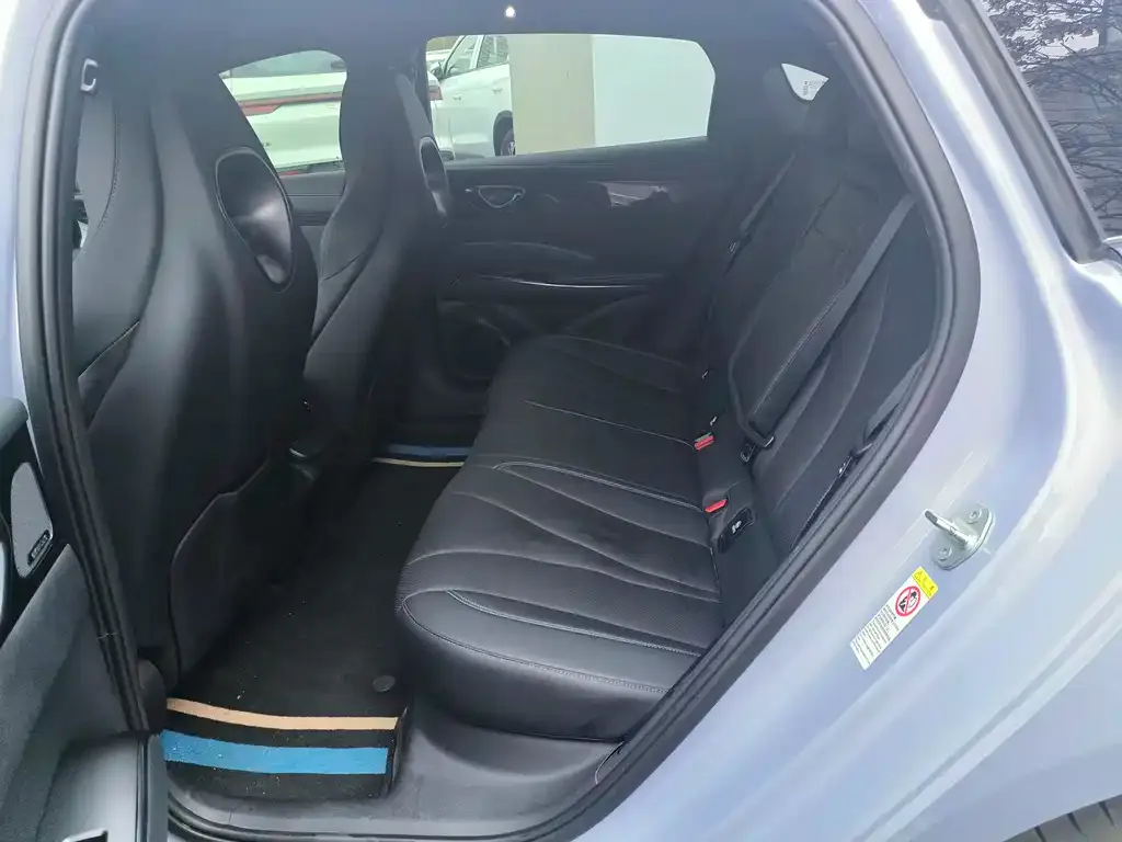 BYD Seal — фото 4