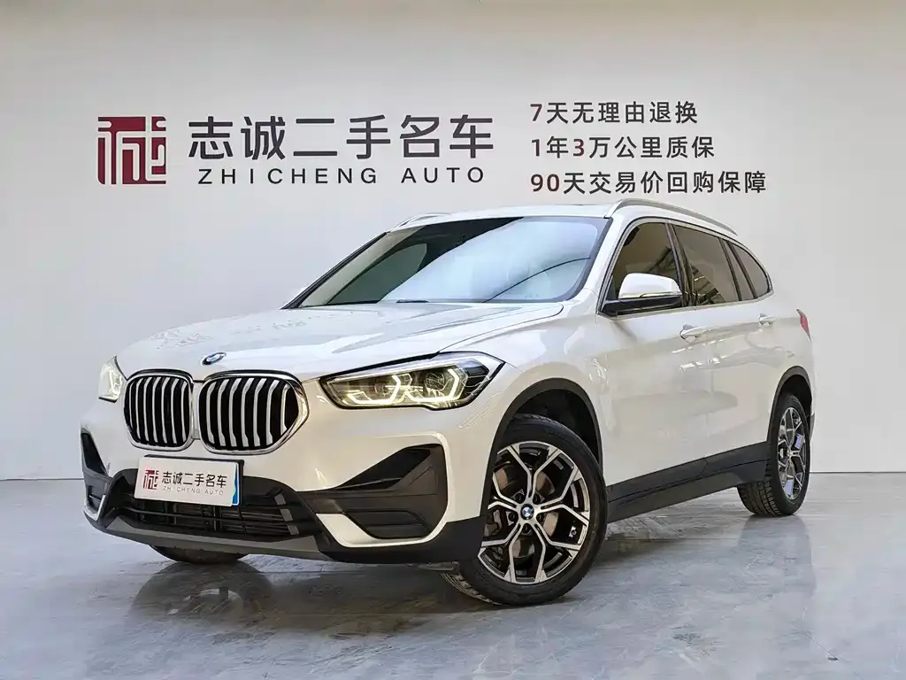 BMW X1 — фото 1