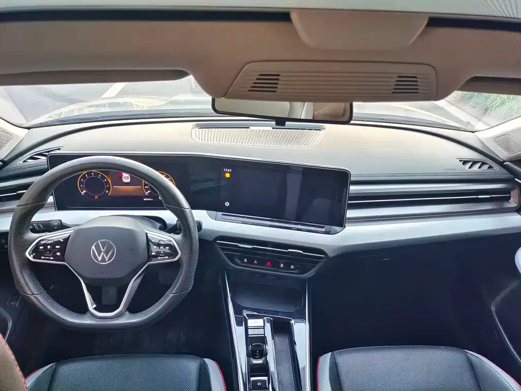 Volkswagen Lamando 2023 из CN, фото 8