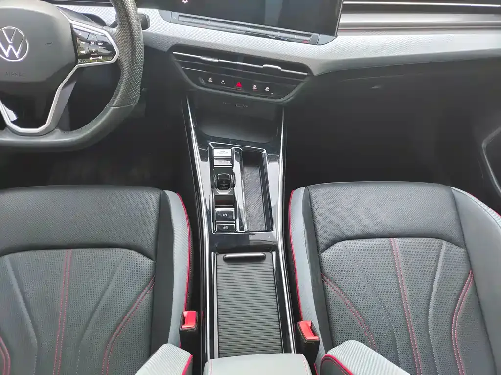Volkswagen Lamando 2023 из CN, фото 7