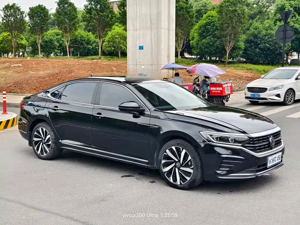 Volkswagen Passat — фото 9