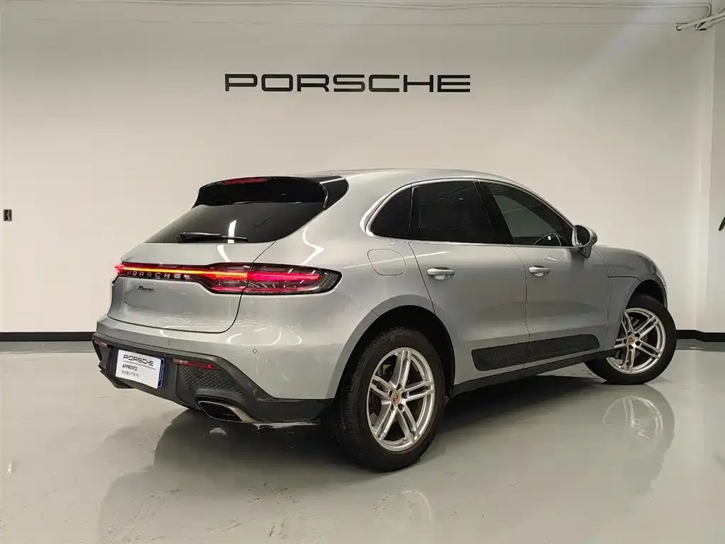 Porsche Macan — фото 5