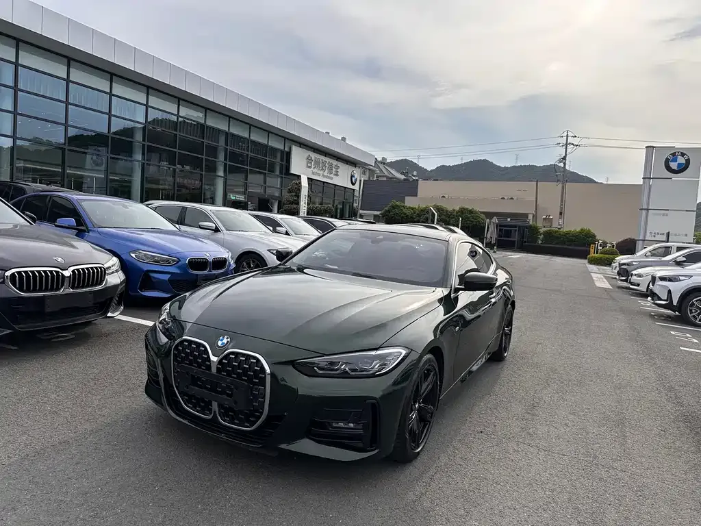BMW 4 Series — фото 1