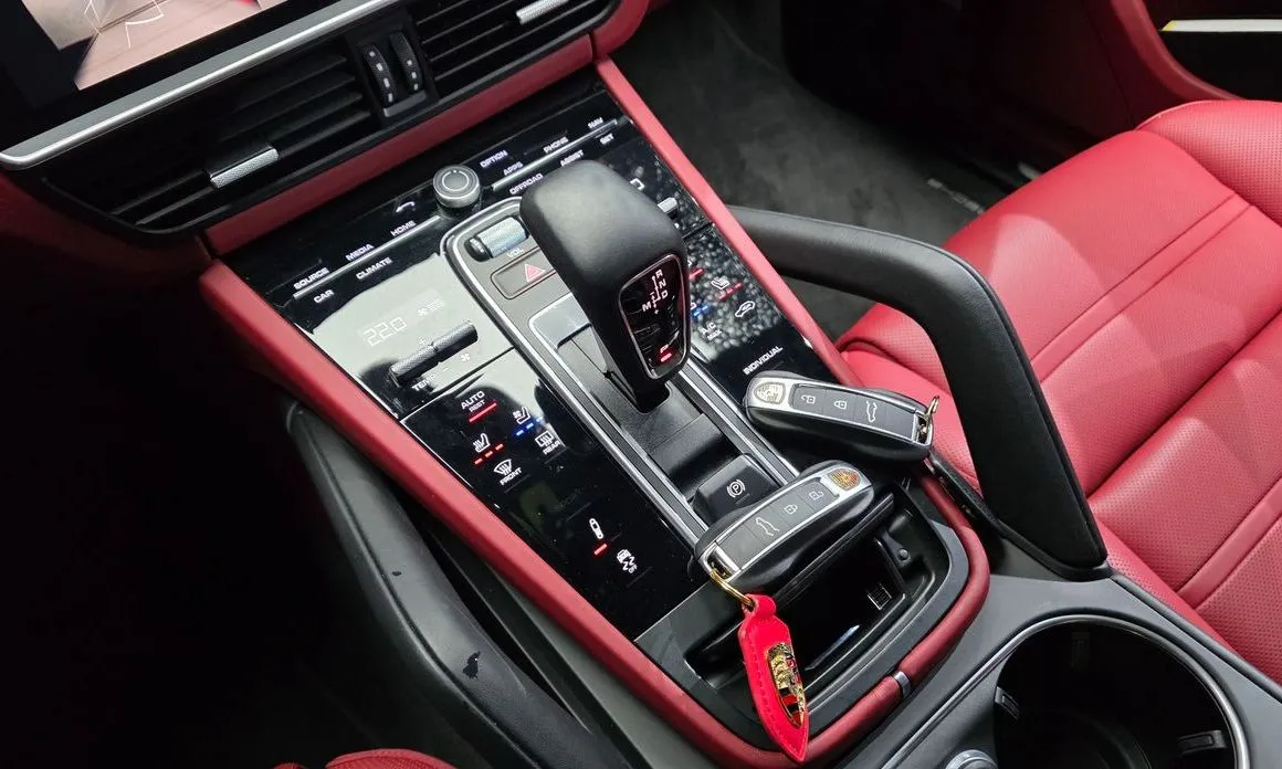 Porsche Cayenne 2023 из KR, фото 7