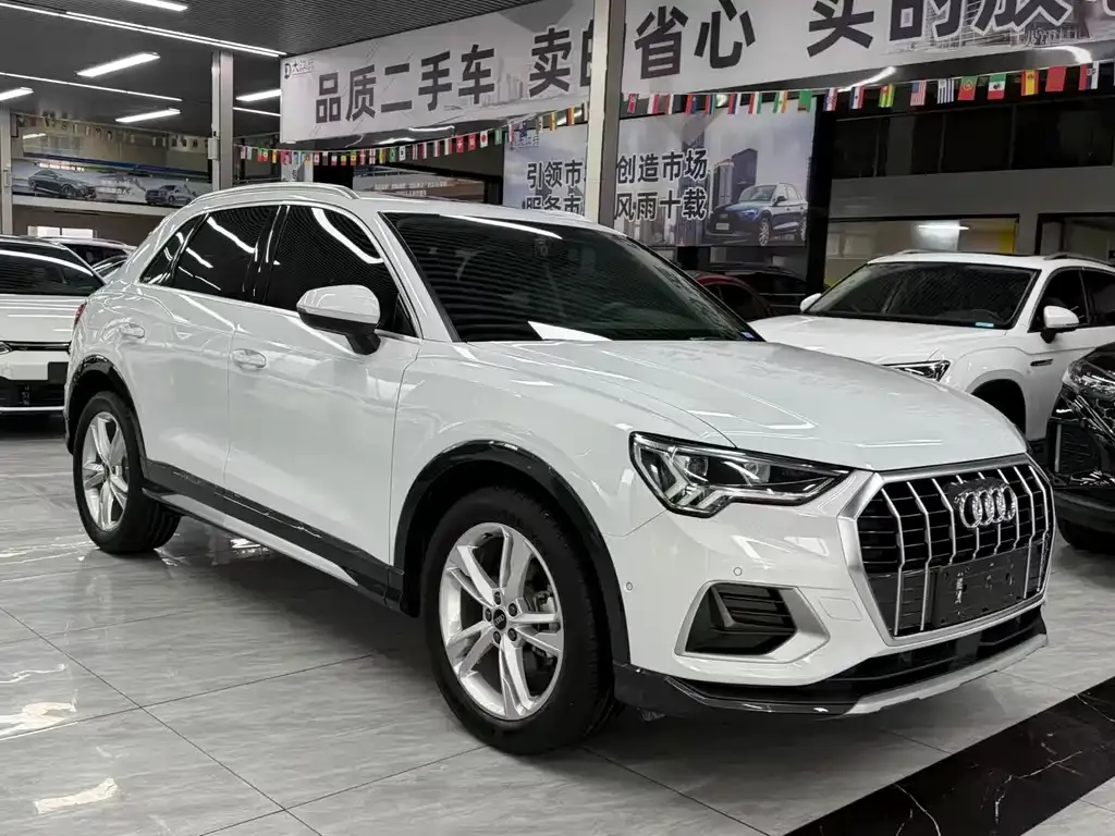 Audi Q3 — фото 5