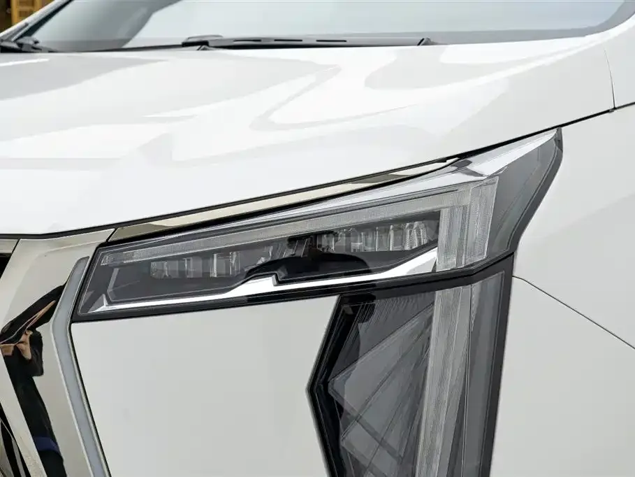 GAC Motor Trumpchi M8 — фото 9