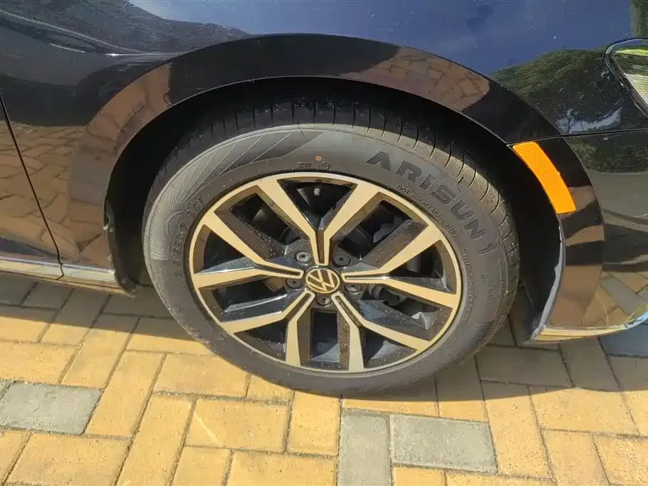 Volkswagen Magotan 2021 из CN, фото 2