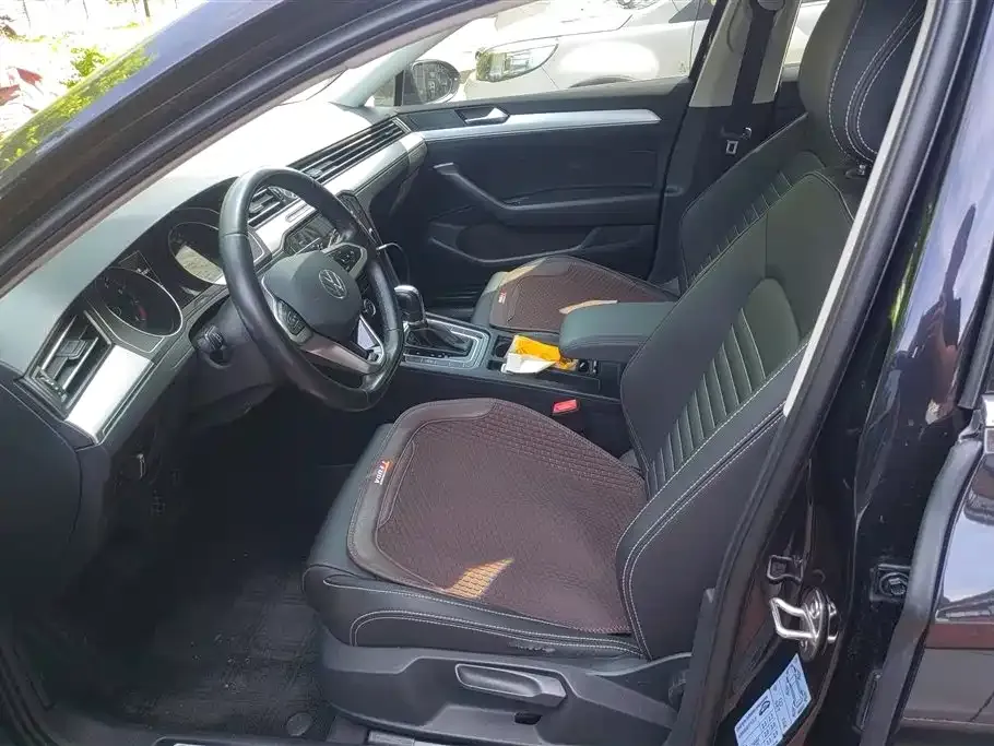 Volkswagen Magotan 2021 из CN, фото 8