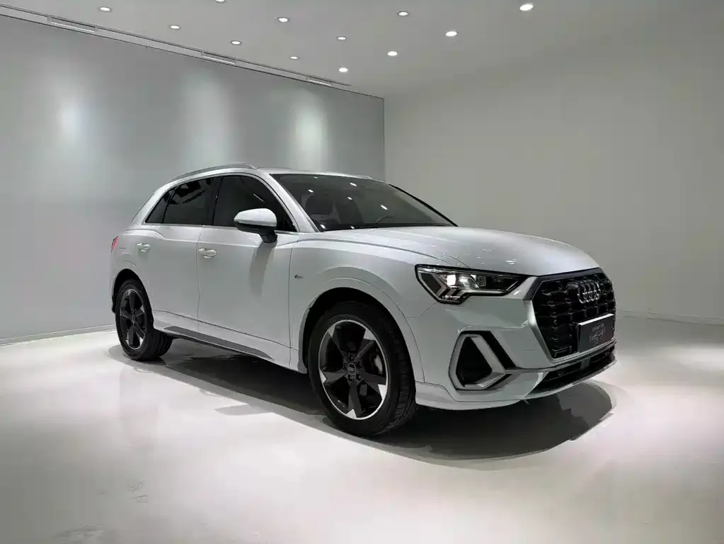Audi Q3 — фото 4