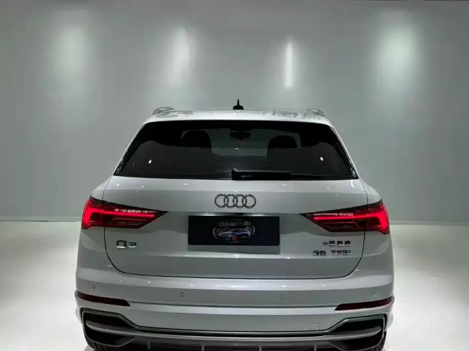 Audi Q3 — фото 9