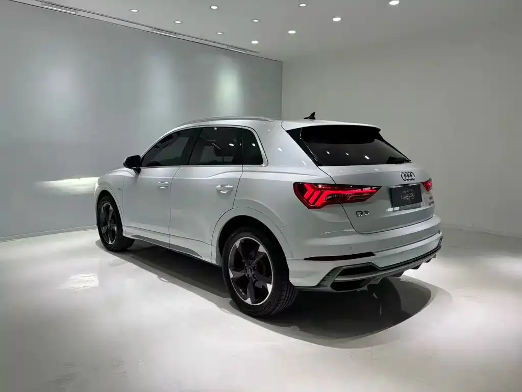 Audi Q3 — фото 3