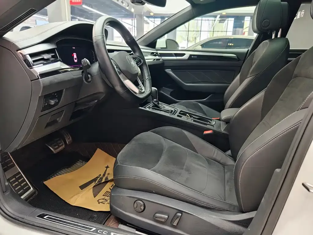 Volkswagen CC 2022 из CN, фото 5