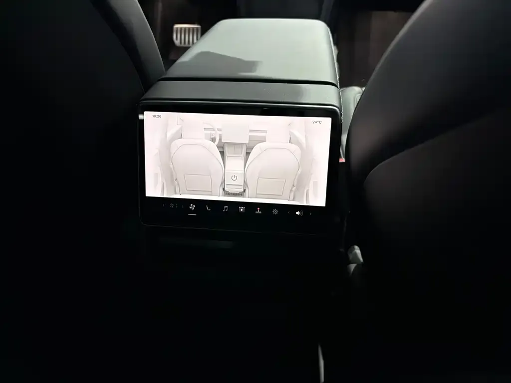 Tesla Model 3 2024 из CN, фото 2
