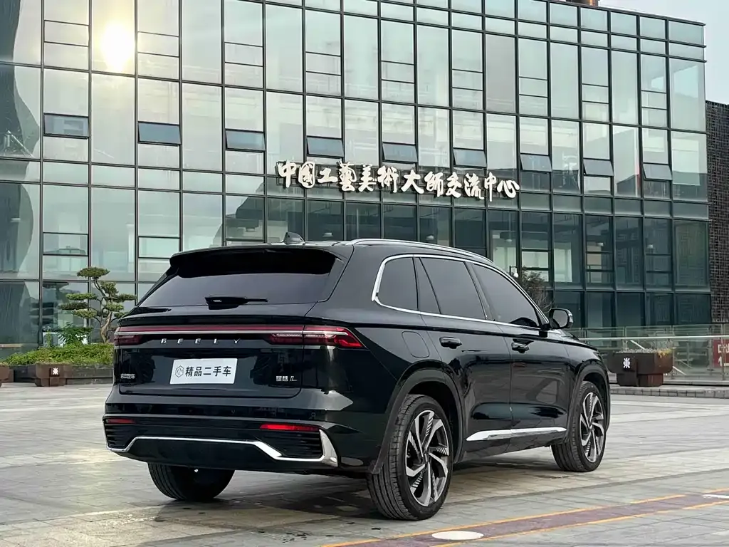Geely Xingyue L — фото 4