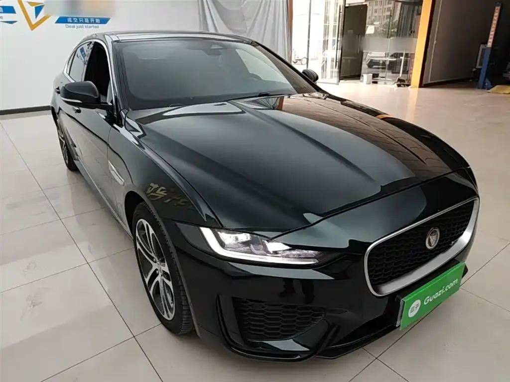 Jaguar XEL — фото 10