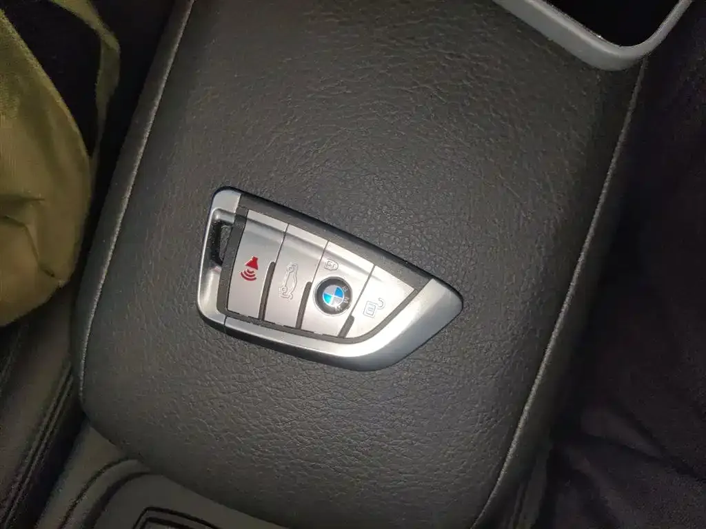 BMW 1 Series 2021 из CN, фото 7