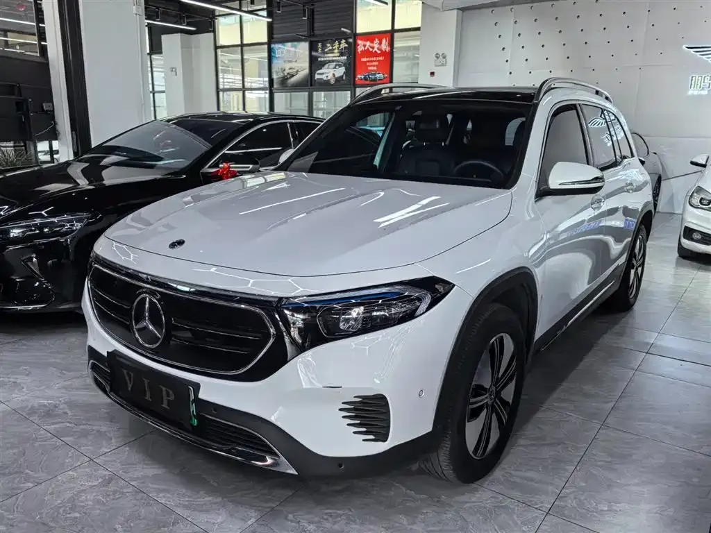 Mercedes-Benz EQB