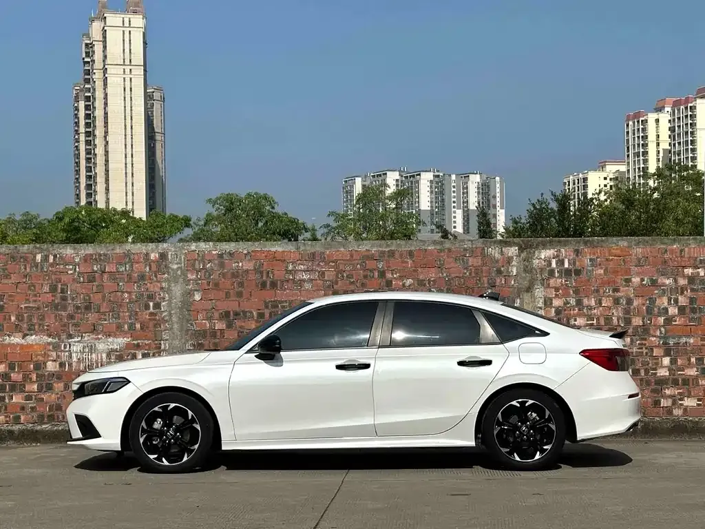 Honda Civic — фото 3
