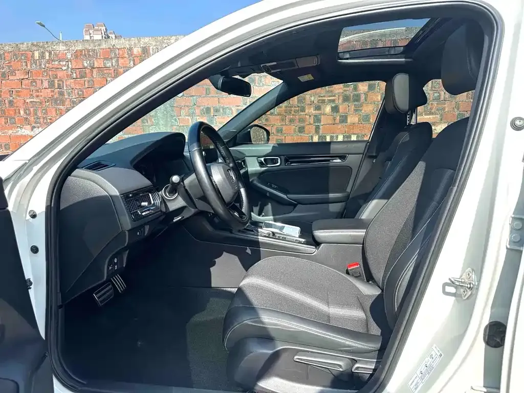 Honda Civic — фото 4