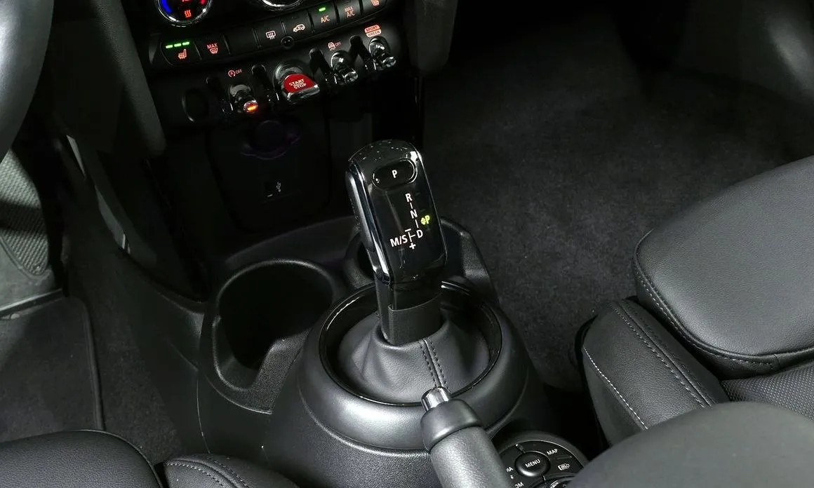 Mini Cooper — фото 6