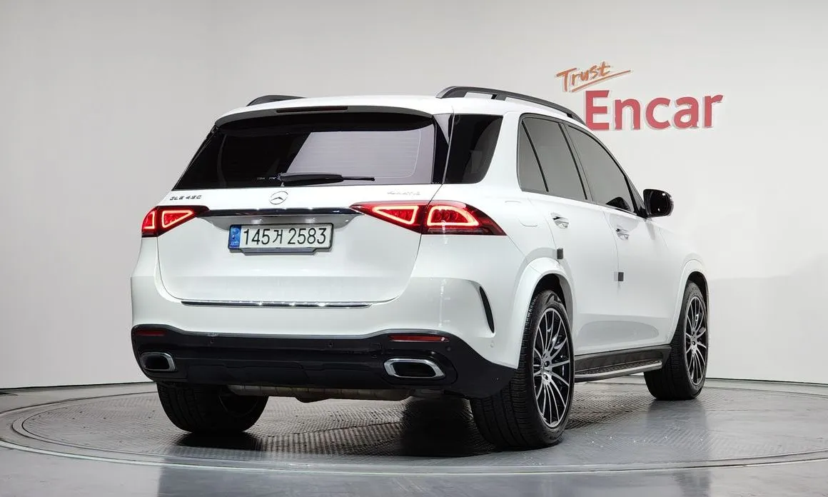 Mercedes-Benz GLE-Class — фото 5