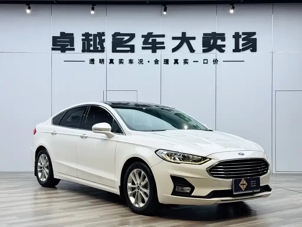 Ford Mondeo — фото 1