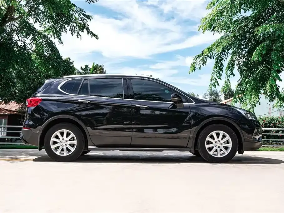 Buick Envision Plus — фото 8