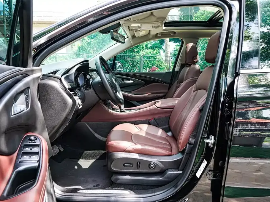 Buick Envision Plus — фото 5