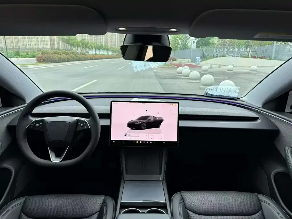 Tesla Model 3 — фото 5