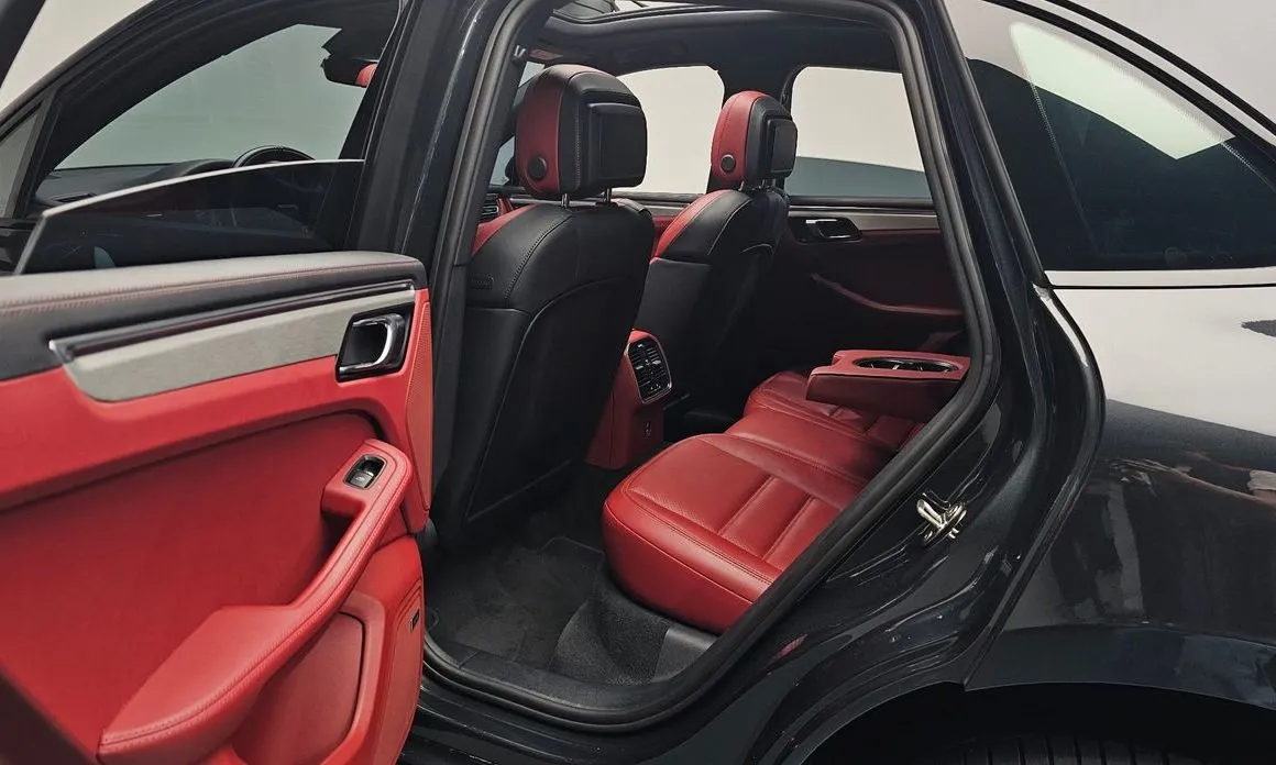 Porsche Macan 2023 из KR, фото 7