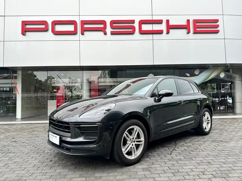 Porsche Macan — фото 1