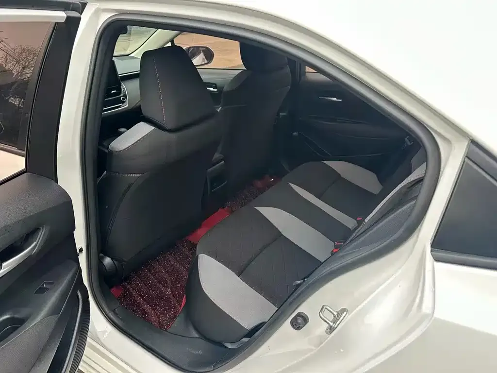 Toyota Corolla 2021 из CN, фото 7