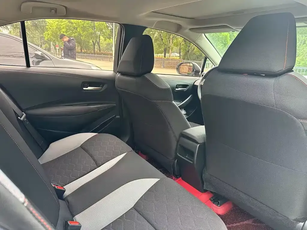 Toyota Corolla 2021 из CN, фото 8