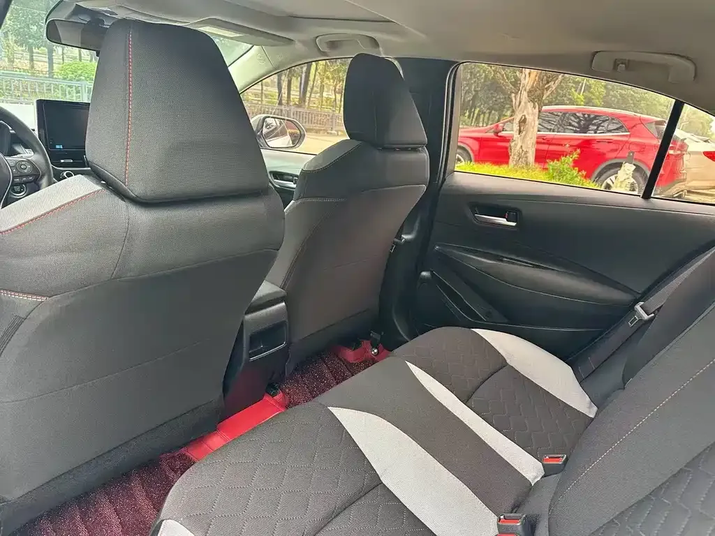 Toyota Corolla 2021 из CN, фото 4