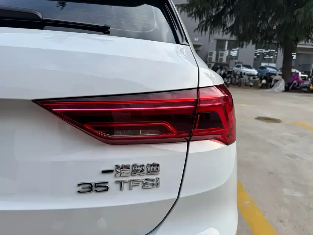 Audi Q3 2023 из CN, фото 6