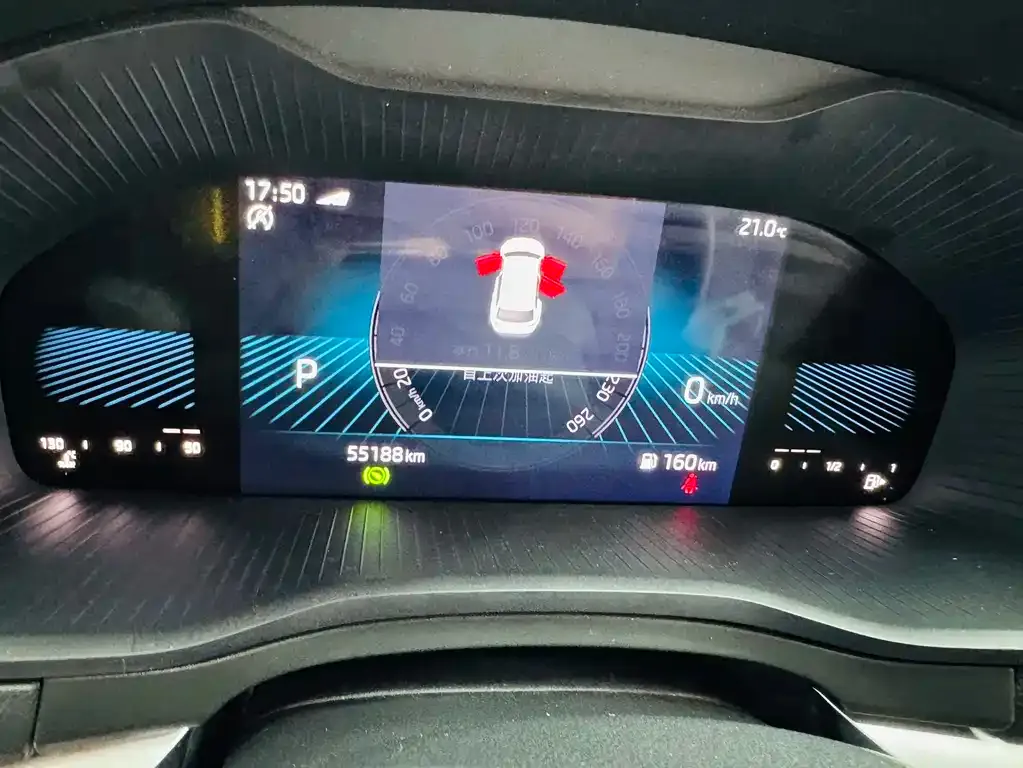 Skoda Karoq 2023 из CN, фото 4