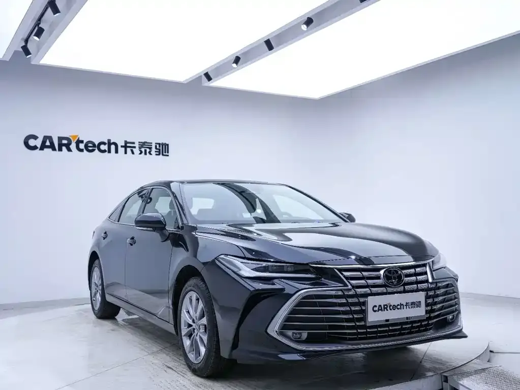 Toyota Avalon — фото 10