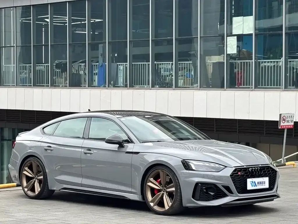 Audi RS 5 2025 из CN, фото 3